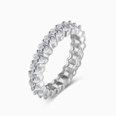 Anillo de eternidad de plata de ley en dos tonos con circonita cúbica ovalada y efecto helado